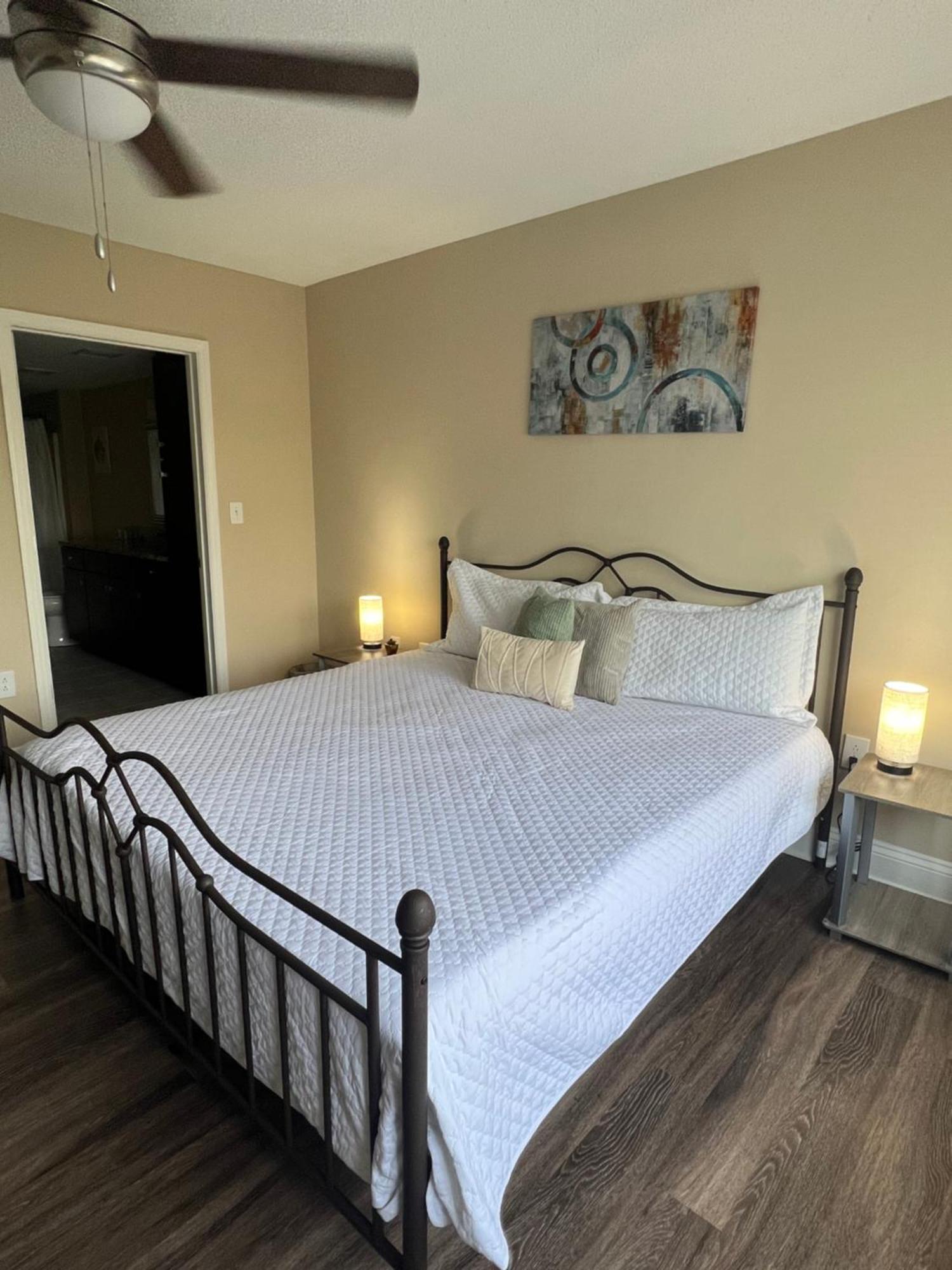 Spacious 2 Bed, 2 Bath Uptown Gem In The Heart Of The City-Parking-Wi-Fi-Balcony Cgv Charlotte Exterior foto